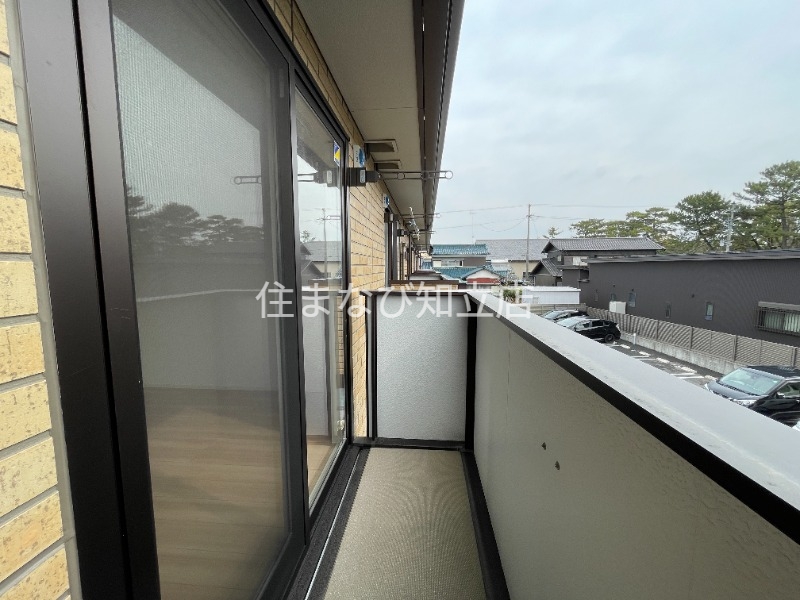 バルコニー　同型別部屋写真