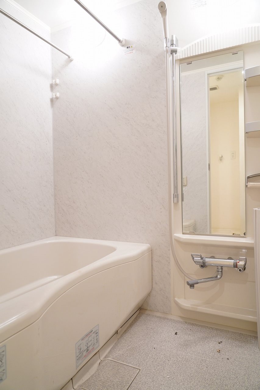 バス・シャワールーム　バス