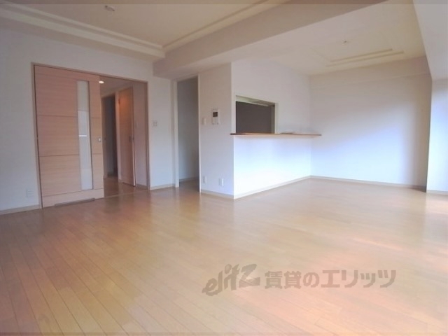 居室・リビング　リビング