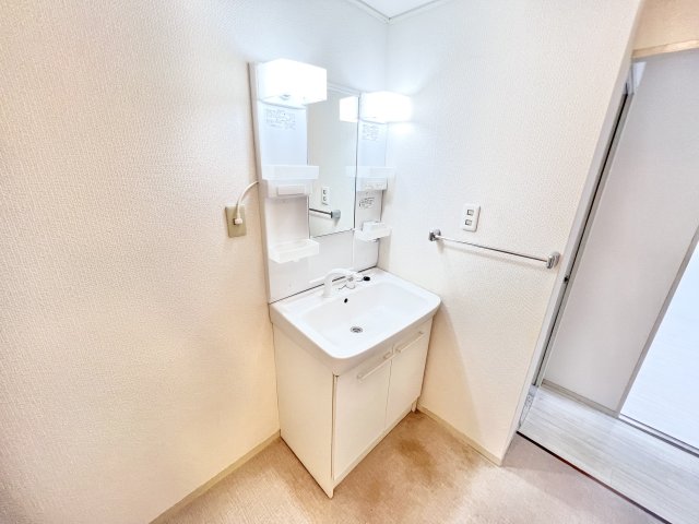 洗面設備　※別部屋参考写真