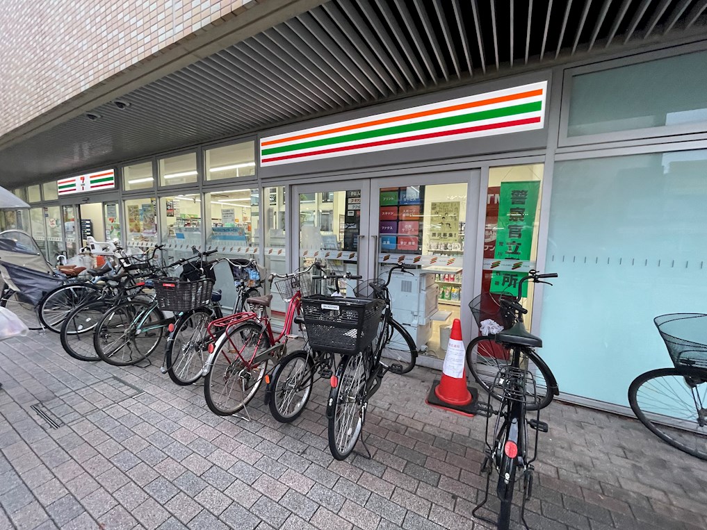コンビニ　セブン-イレブン 三河島駅前店（コンビニ）まで432m