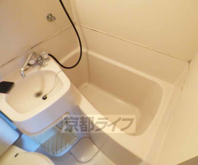 バス・シャワールーム　お風呂です。