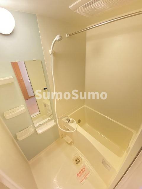 バス・シャワールーム　日々の疲れを癒すお風呂付です