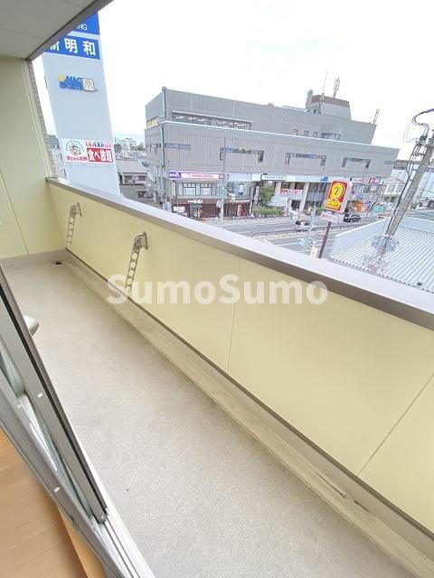 バルコニー　広々としたバルコニーです