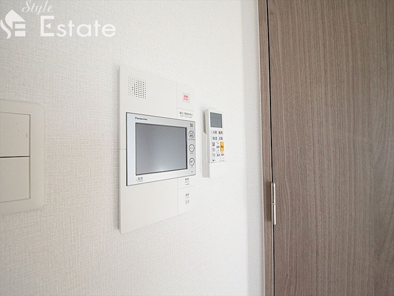 セキュリティ　モニター付きインターホン