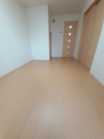 居室・リビング　明るい室内です☆