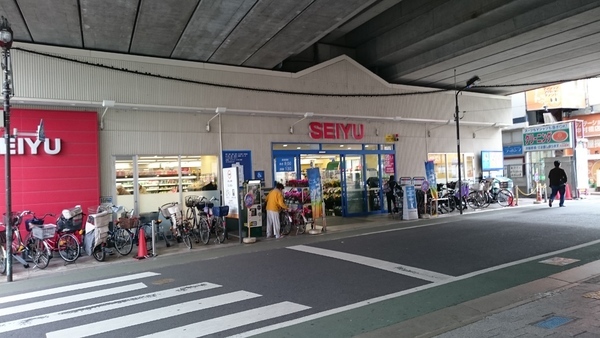 スーパー　西友中村橋店（スーパー）まで340m