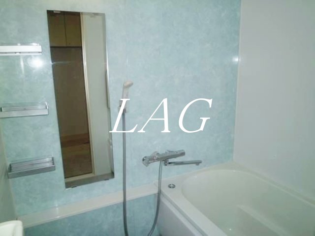 バス・シャワールーム　お風呂です。