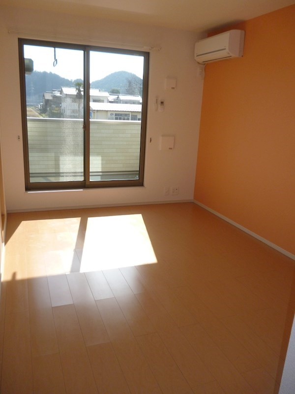 居室・リビング　使いやすいリビングです