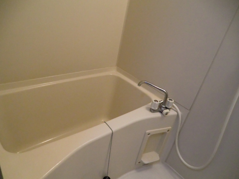 バス・シャワールーム　お風呂で日々の疲れを落としましょう