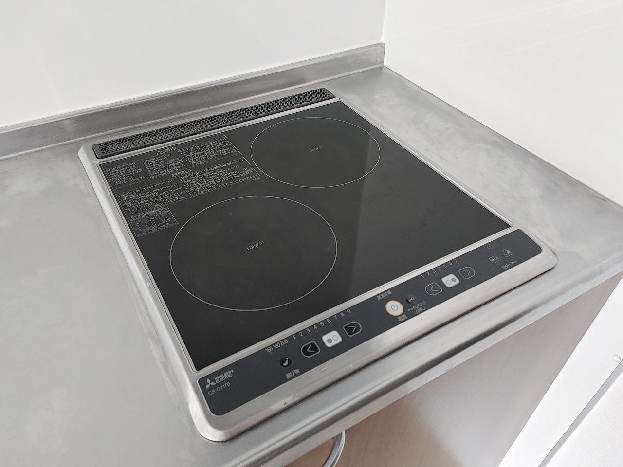 キッチン　写真は別部屋です。