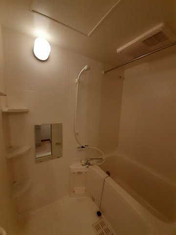 バス・シャワールーム　お風呂です