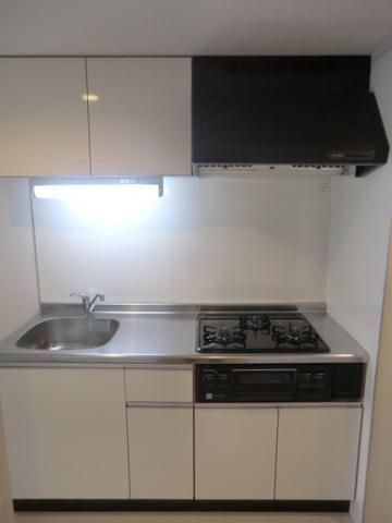 キッチン　グリル付き3口システムガスキッチン