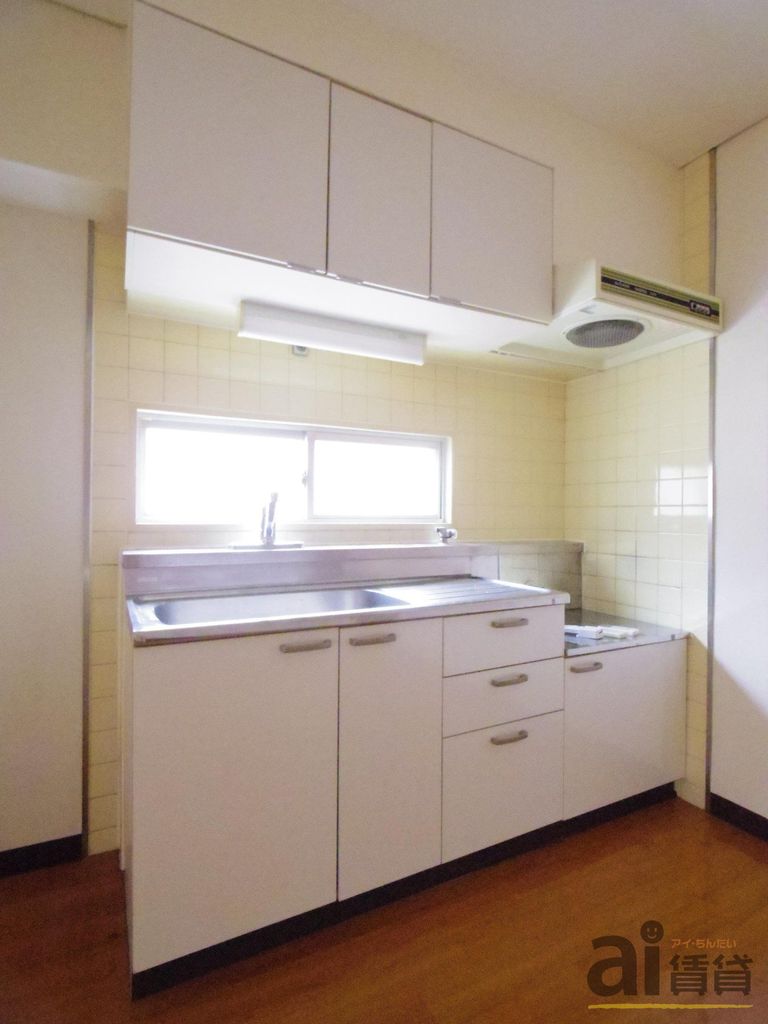 キッチン　※別号室写真です