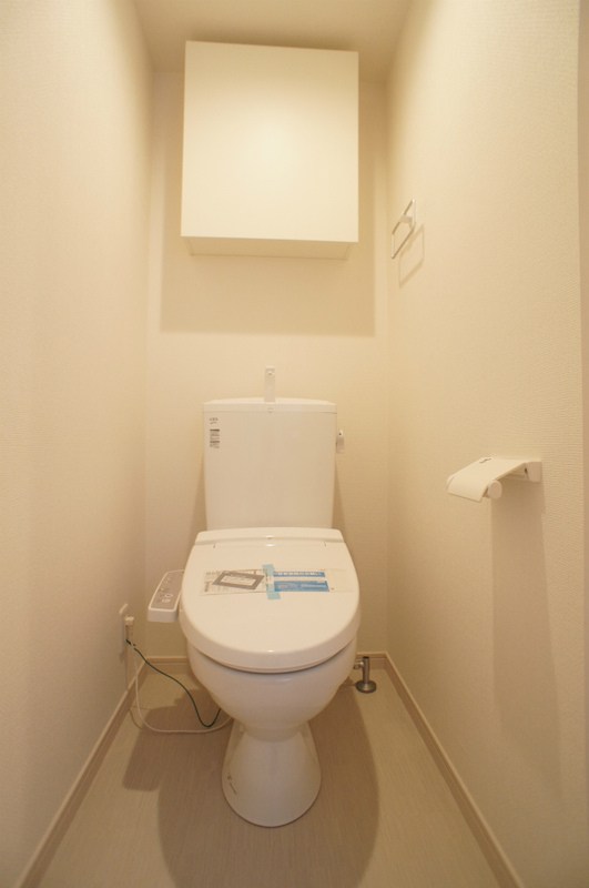 トイレ　トイレには快適な温水洗浄便座付