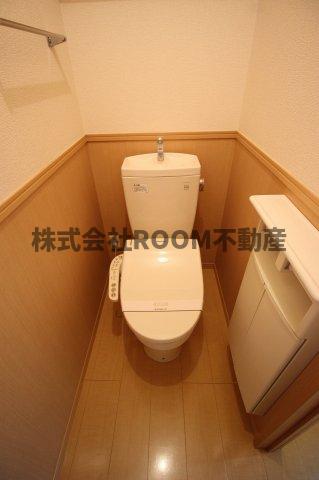 トイレ　落ち着いたトイレです