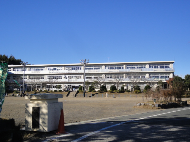 小学校　掛川市立城北小学校（小学校）まで1441m