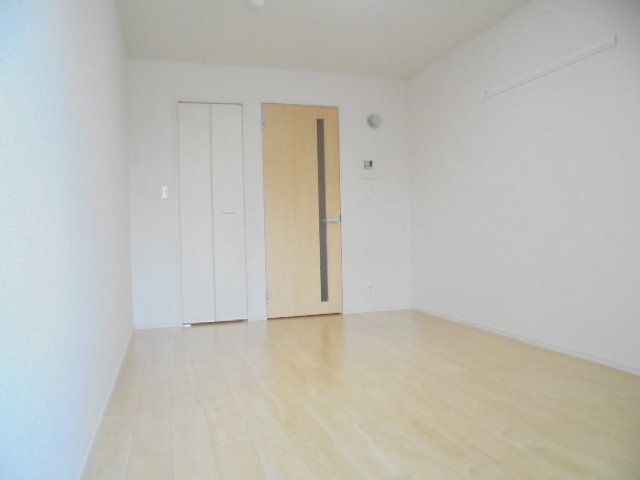 その他部屋・スペース　明るい色調の室内です