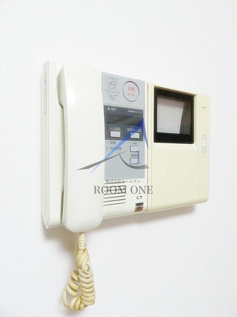 セキュリティ　モニター付きインターホンです。