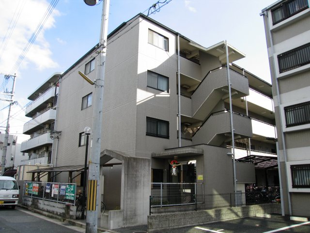 建物外観　外観は落ち着いています