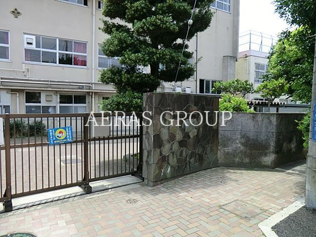 中学校　市川市立第四中学校（中学校）まで834m