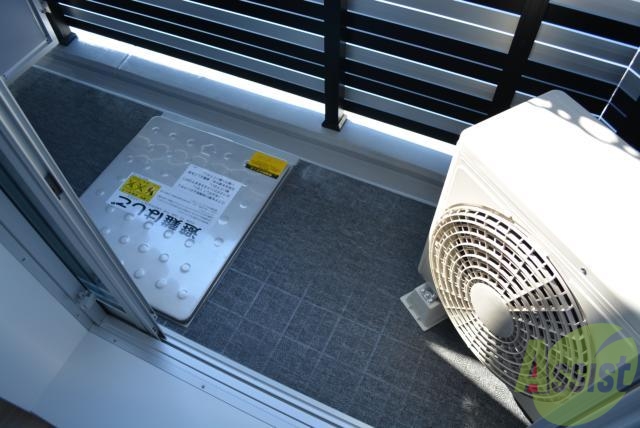 バルコニー　洗濯物もしっかり干せますね。