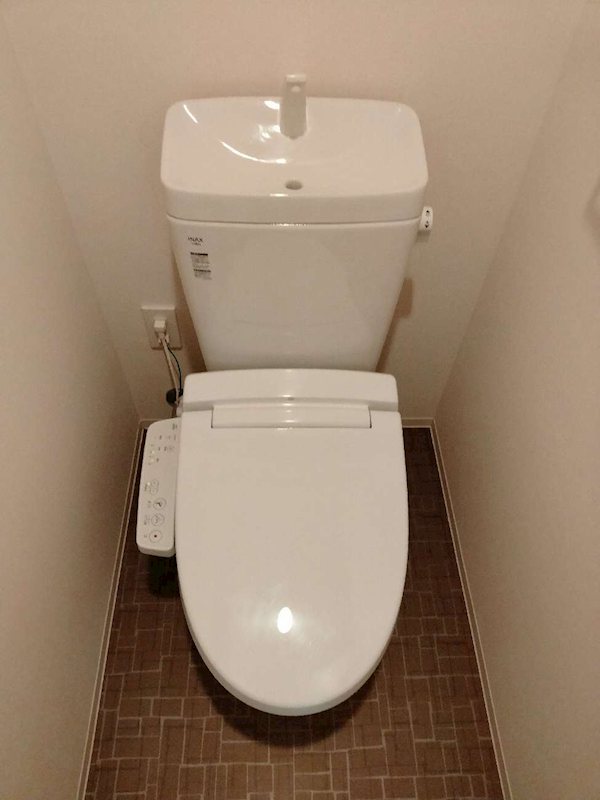 トイレ　トイレ