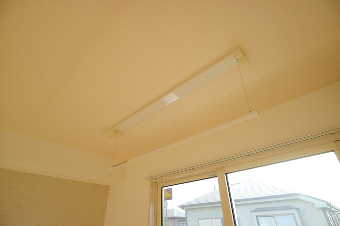 その他設備　室内物干し