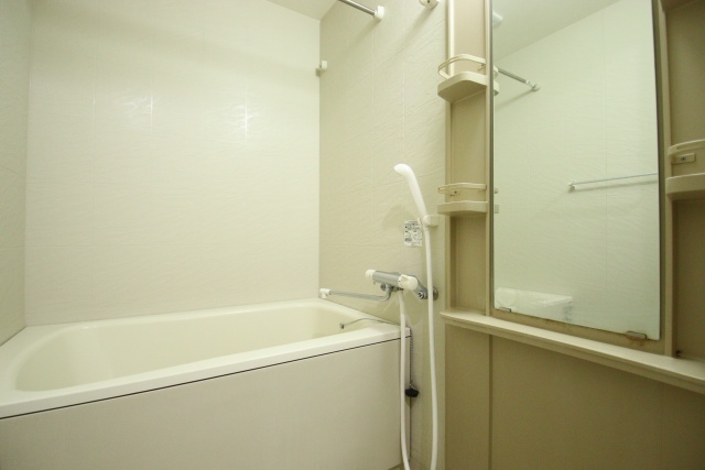バス・シャワールーム　※別室の参考写真の為、現況優先です。