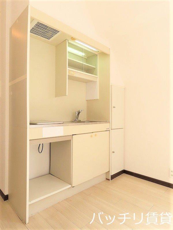 キッチン　画像は別号室タイプの為、現状を優先いたします