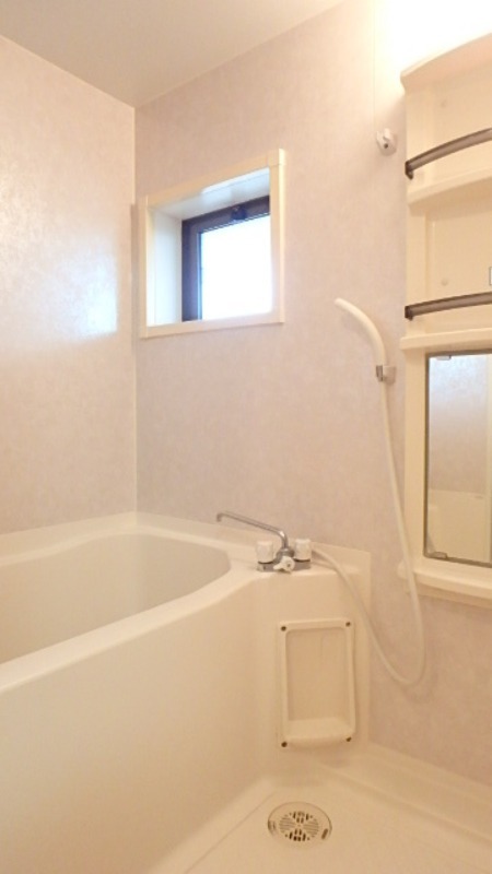 バス・シャワールーム　図面と現状に相違がある場合には現状を優先