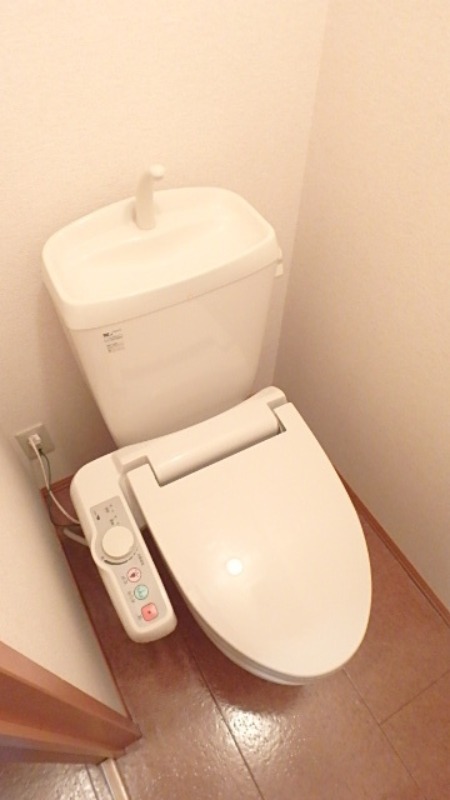 トイレ　図面と現状に相違がある場合には現状を優先