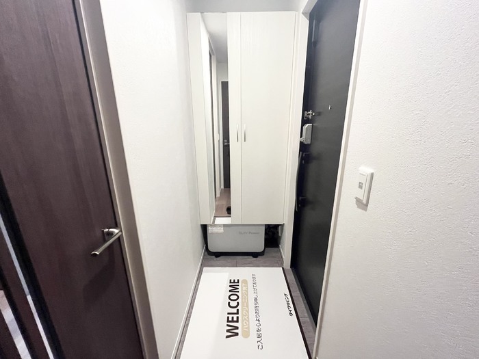 玄関　玄関の中