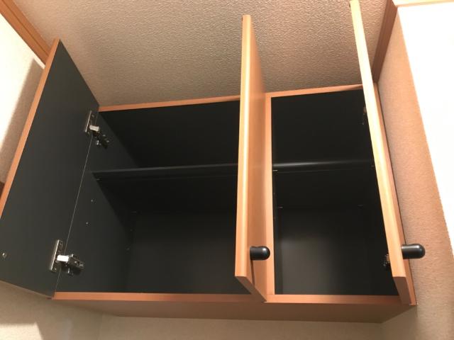 玄関　下駄箱