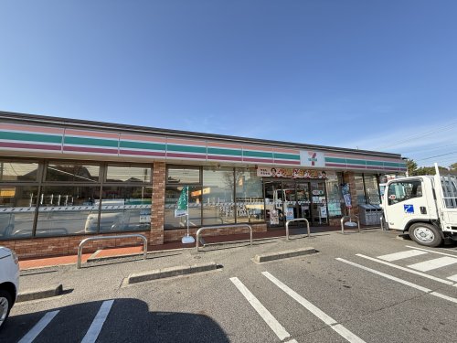 コンビニ　セブンイレブン 吉良上横須賀店（コンビニ）まで509m