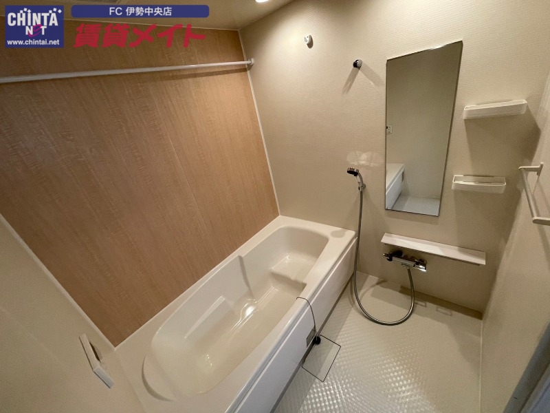 バス・シャワールーム　別部屋参考写真です