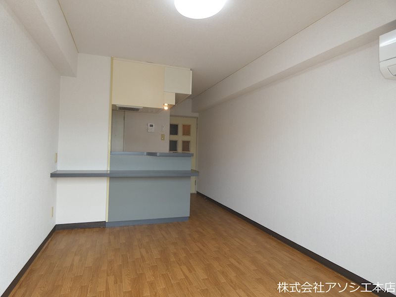 居室・リビング　同タイプの別のお部屋です。