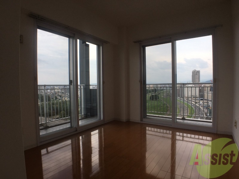 その他部屋・スペース　明るいお部屋は気持ちよく過ごせそうですね。