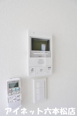 セキュリティ　TV付きモニターホンは強い味方ですね