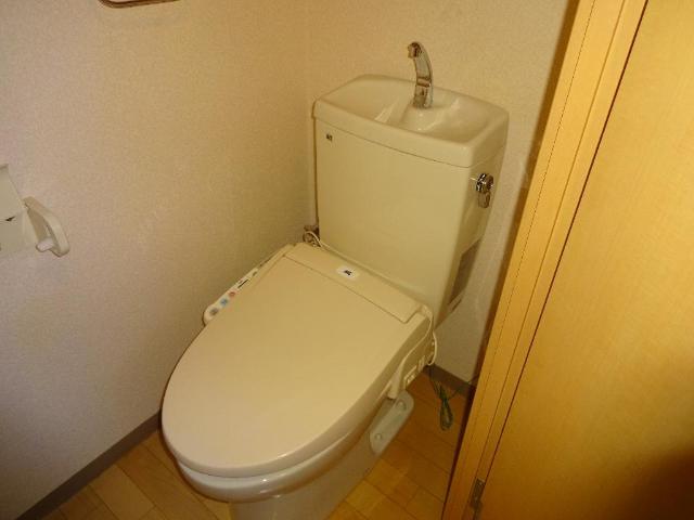 トイレ　シャワー付トイレ