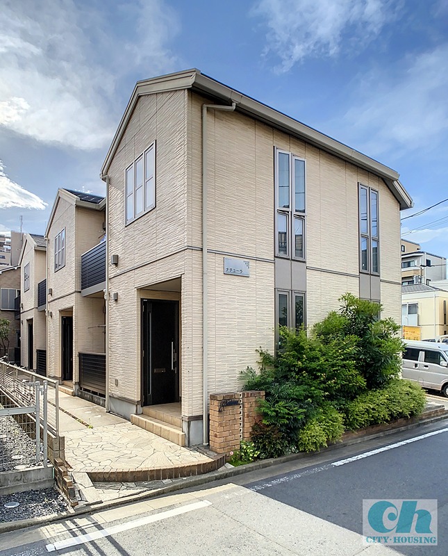 建物外観　大手ハウスメーカー「積水ハウス」施工！