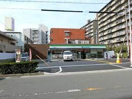 コンビニ　ファミリーマート 緑地公園駅西店（コンビニ）まで850m