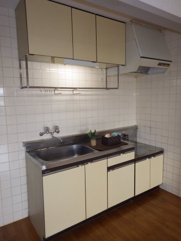 キッチン　同じ間取りの写真です。