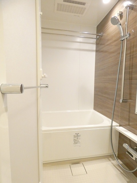バス・シャワールーム　バス※別部屋参考写真