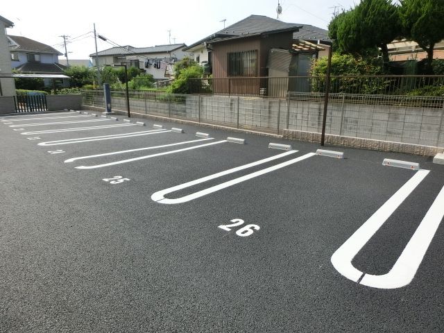 駐車場　敷地内駐車場もあります