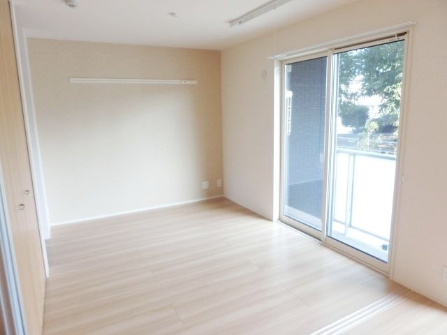 その他部屋・スペース　リビングと繋げて使える洋室です