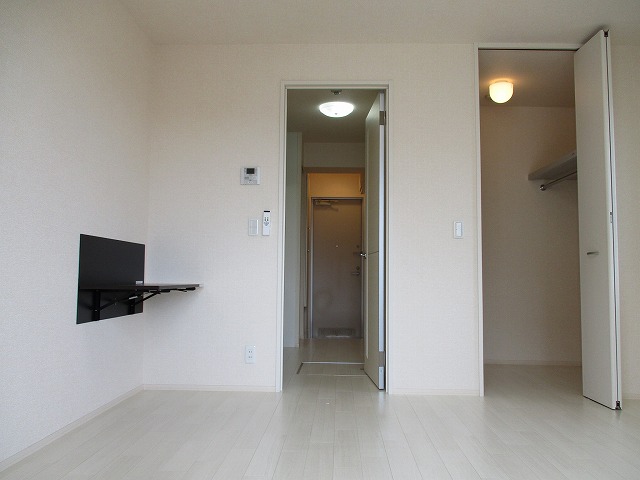 その他部屋・スペース　●ちょっと広めの洋室７帖♪