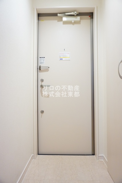 玄関　すっきりシンプルな玄関スペースです！