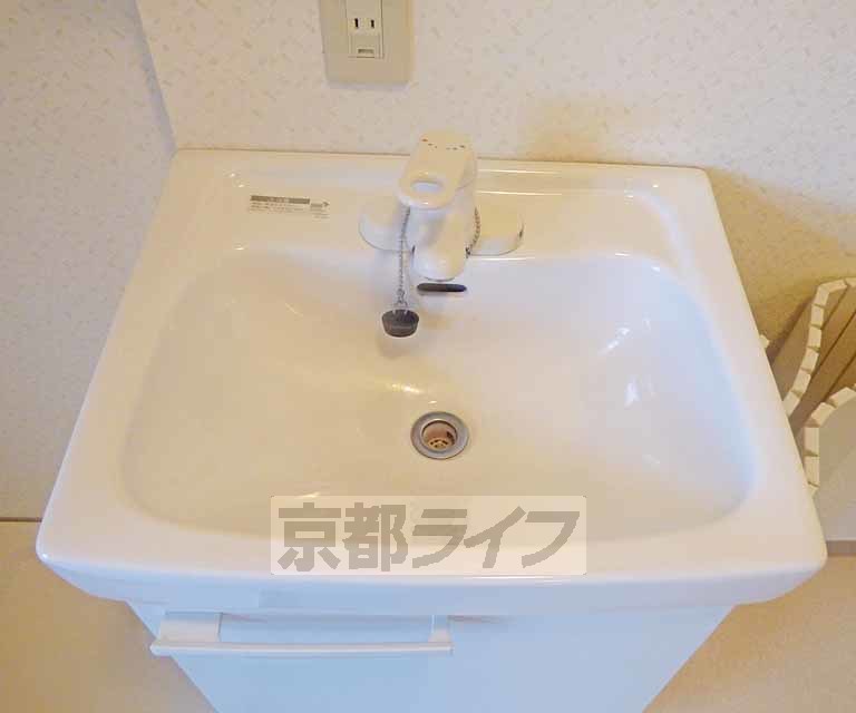 洗面設備　洗面台です。