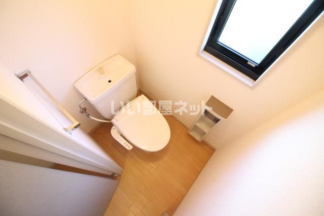 サンライズWのトイレ写真